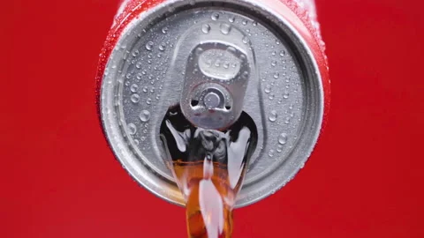 Fizzy drink pouring from a can Stock Footage 163923718