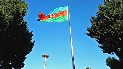 Flag and fire Stockbeeldmateriaal 81025703