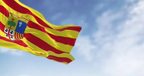 Flag of Aragon waving in the wind on a clear day Video stock 292991229