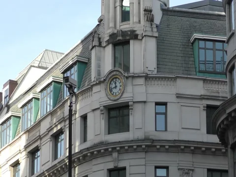 Flag of Britain and the clock on the building. Stock Footage 71507743