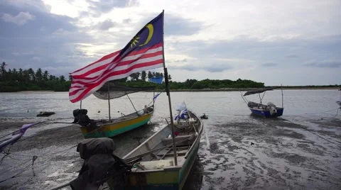 Flag of malaysia on the boat Stock Footage 69261011