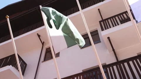 Flag of pakistan develops on a flagpole Video stock 209136823
