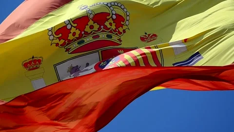 Flag of spain waving in the wind with close-up of the shield Stock-Footage 135274139