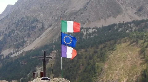 Flags And Mountains Stockbeeldmateriaal 55758590