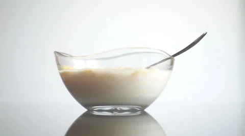 Flakes in the milk Vídeo Stock 35088399