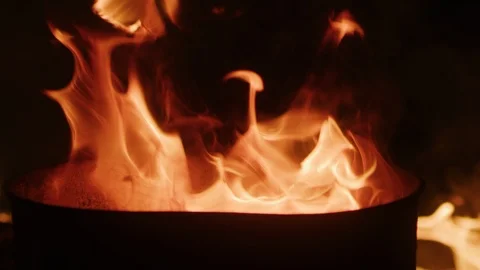 Flame alpha channel, burning bonfire Vídeos de archivo 126199111