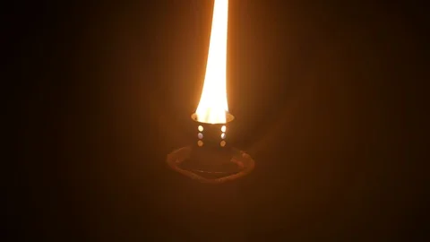 Flame of a burning torch. Vídeos de archivo 97768582