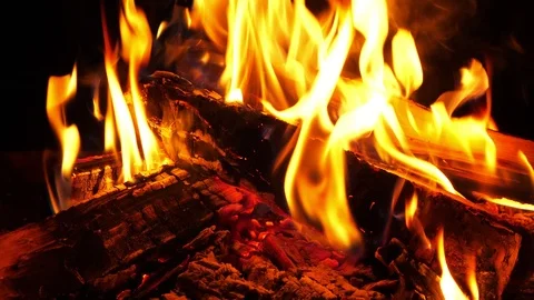 Flame of fire at bonfire in the dark Video stock 94514224
