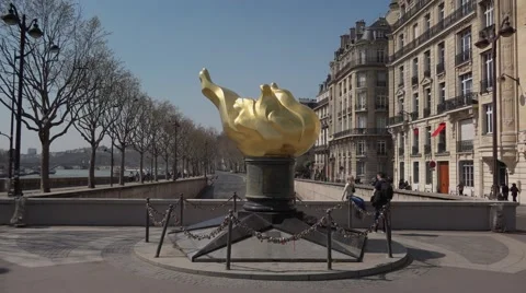 Flame of Liberty Monument Time lapse, Paris - 60fps Stock Footage 49104278