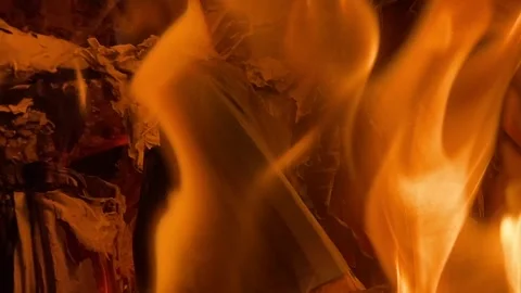 Flames looking into the fire Stock Footage 242929407