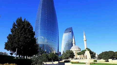 Flames towers and mosque4 Stockbeeldmateriaal 82931292