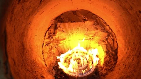 Flames Within the Structure Video stock 318303522