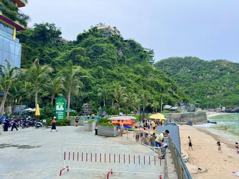 Flamingo Cat Ba beach area with Kayaking services and outdoor recreation zone Stock Photos