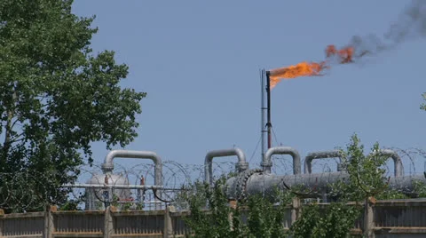 Flare stack on gas production site Video stock 26050799