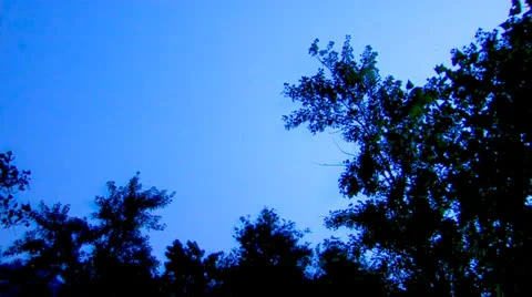 Flashes of light at night Stock-Footage 22966414