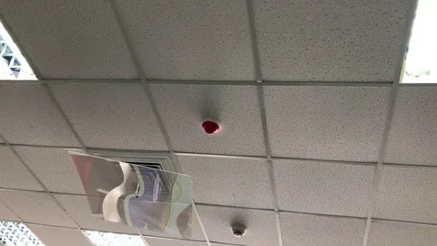 Flashing fire alarm 動画素材 74915051