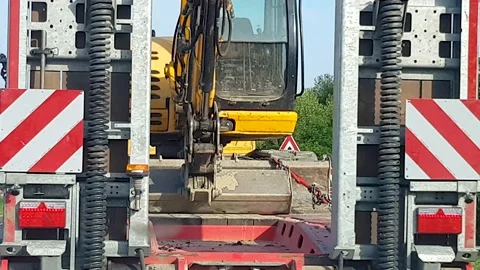 Flashing light on a construction truck Stock-Footage 199290176