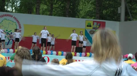 Flashmob. People and charging - 5 (jumping) Stock Footage 52433430