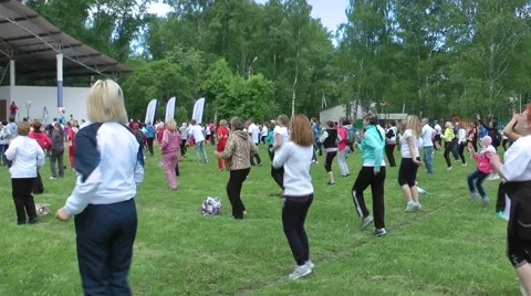 Flashmob. People and charging - 6(jumping) Stock Footage 52433429