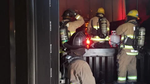 Flashover Fire Training Exercise in Ventura County Stockbeeldmateriaal 336690934