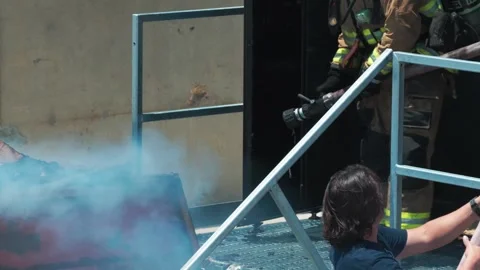 Flashover Fire Training Exercise in Ventura County Stockbeeldmateriaal 336814786