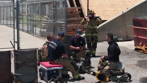 Flashover Fire Training Exercise in Ventura County Stockbeeldmateriaal 336814908