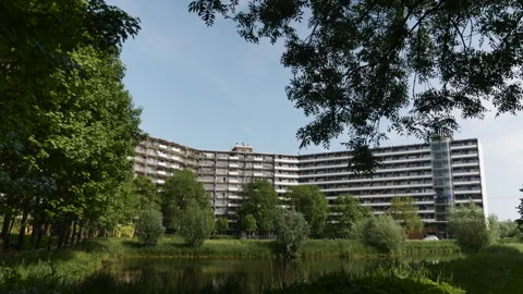 Flat building surrounded by nature Vídeo Stock 263981519