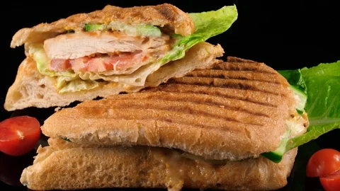 Flat chicken sandwich, loop Video stock 91061433