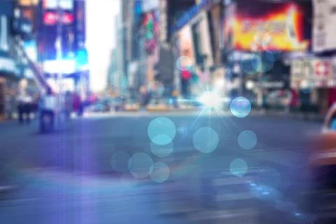 Flat design showing street intersection with blurred cars, pedestrians, LED Foto stock