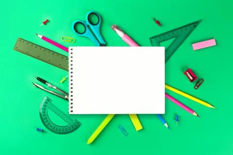 Flat lay composition with school supplies. composition with colorful statio.. 스톡 사진