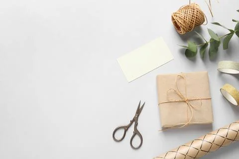 Flat lay composition with scissors on grey background. Space for text Foto stock