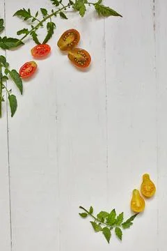 Flat lay Pattern composition with fresh ripe tomatoes Foto stock