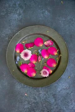 Flat lay top down view image of romantic vintage look of Spring and Summer fl Stock Photos