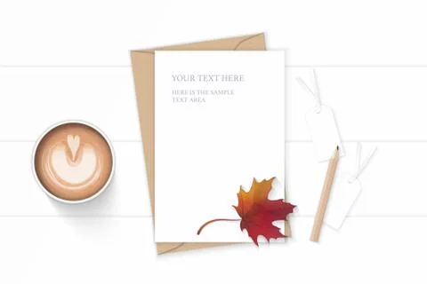 Flat lay top view elegant white composition letter kraft paper envelope penci Illustrazione stock