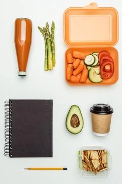 Flat lay vegetables drinks isolated Stock-Fotos
