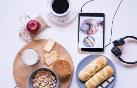 Flat Lay View of Breakfast Table Set up. Foto stock