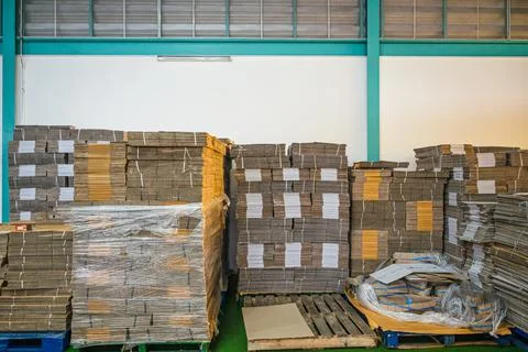 Flat pack cardboard boxes on pallet for product packaging and delivery in war 写真素材