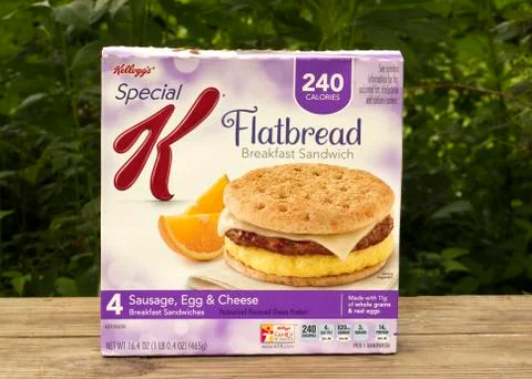 Flatbread breakfast sandwich Stockfoto's