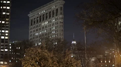 Flatiron Building esttablishing shot night Stock Footage 62819655