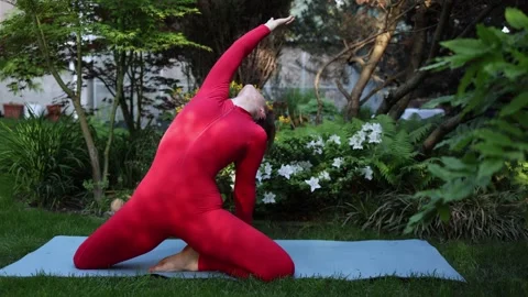 Flexibility can improve at any age 库存影片 336780887