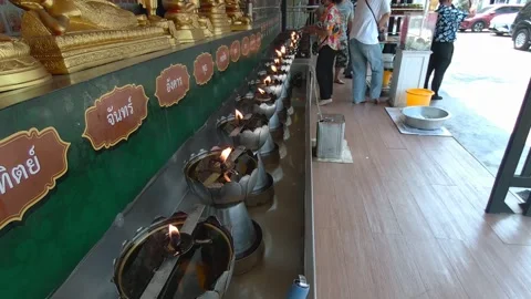 Flickering Oil Lamp Flame in Wind | Buddhist Spiritual Ritual and Symbol of Long Видео 332942917