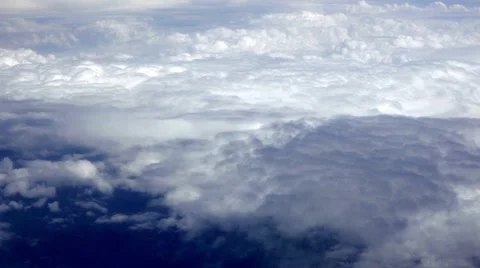 Flight above clouds Vidéo 52923138