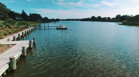 Flight above the Hamptons 動画素材 67505172