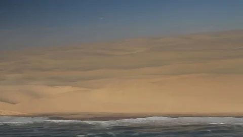 Flight above the skeleton coast Vídeo Stock 76525712