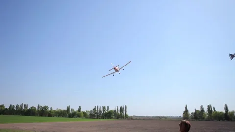 Flight on an airplane, takeoff of an airplane, flight of an airplane. Video stock 75675033