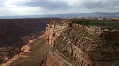 Flight along Cummings Mesa to view Wetherill Canyon in Arizona Stock Footage 59533438