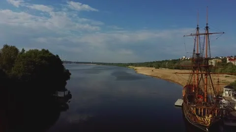 Flight along a sailing ship Video stock 132660493