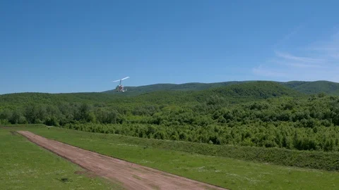 Flight with autogear plane Stock-Footage 94724867