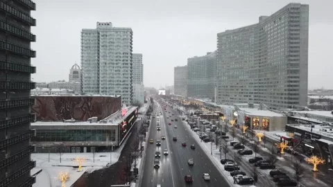 Flight between old and tall buildings on Novy Arbat Video stock 170245126