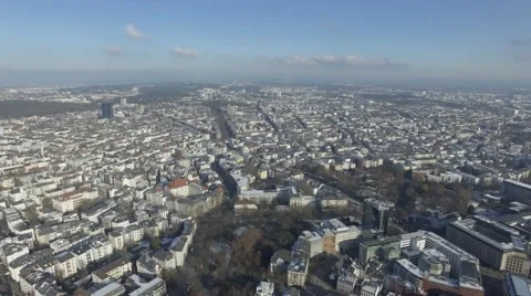 Flight Frankfurt Nordend to Bornheim Video stock 59162534